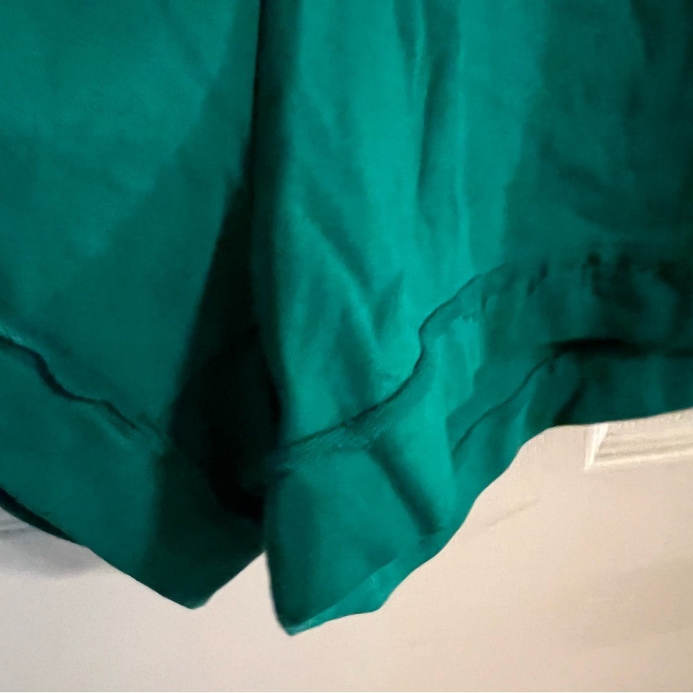 Kelly Green French Terry Colorblock Collared Romper – Oversized Fit NWT M #2490 - Picture 10 of 12